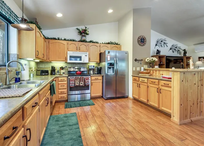 Large Deck & A/c! Serene Family Retreat In Pinetop *
