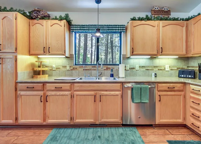 Large Deck & A/c! Serene Family Retreat In Pinetop *